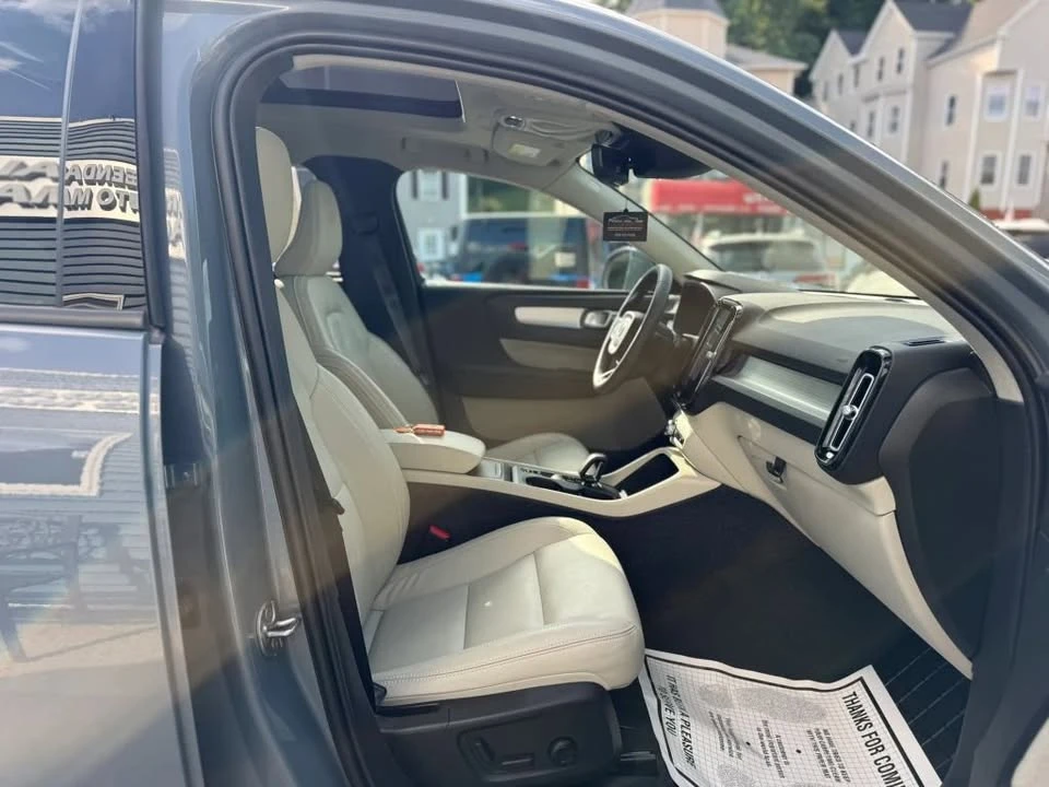2022 Volvo XC40 - Image 20 of 20