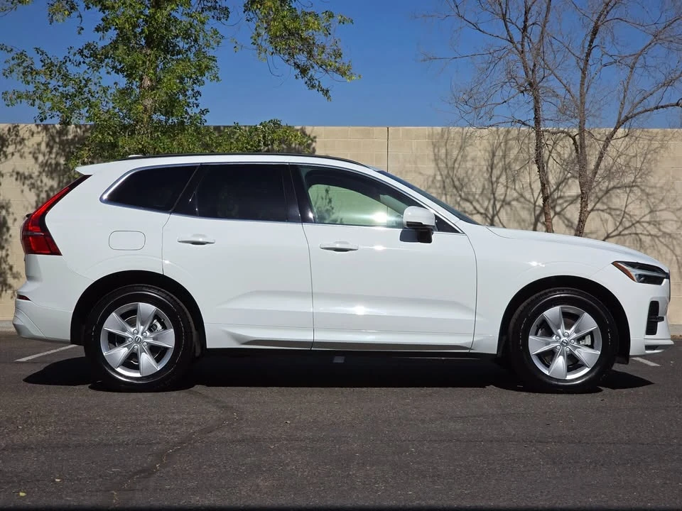 2022 Volvo XC60 2nd Gen - Image 7 of 17