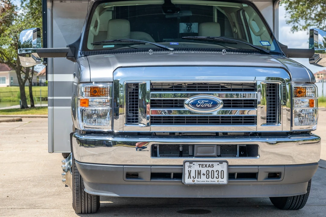 2022 Winnebago - Image 16 of 31