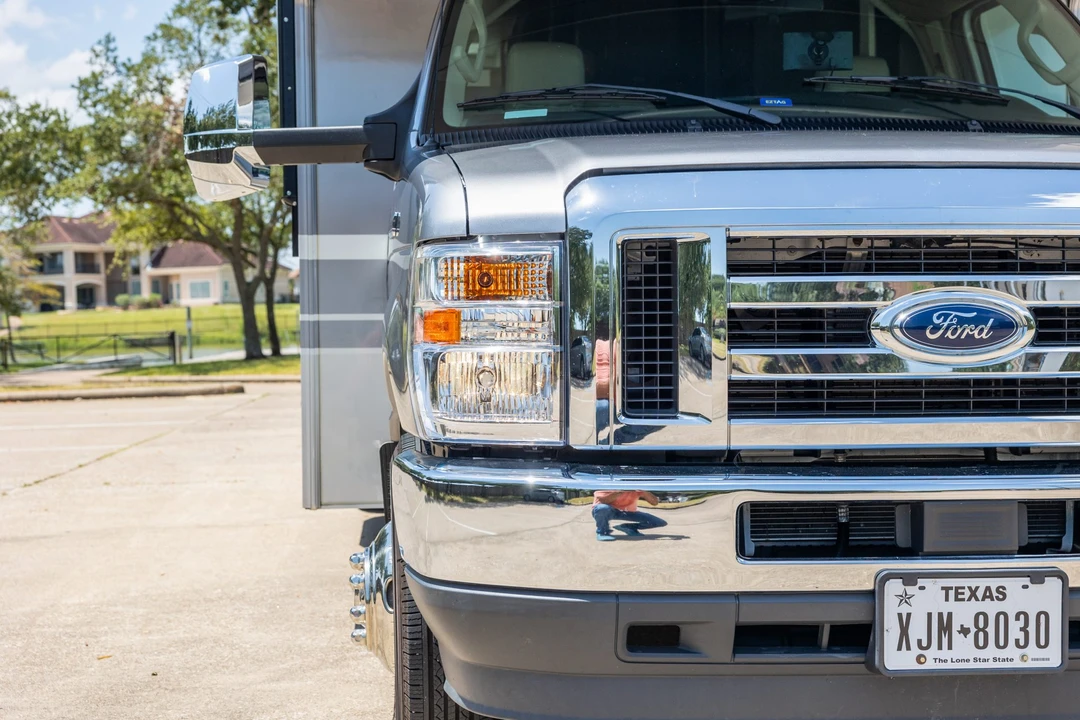 2022 Winnebago - Image 17 of 31
