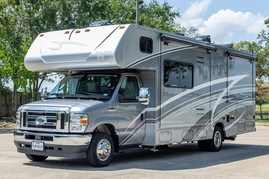 2022 Winnebago Minnie Winnie 26T