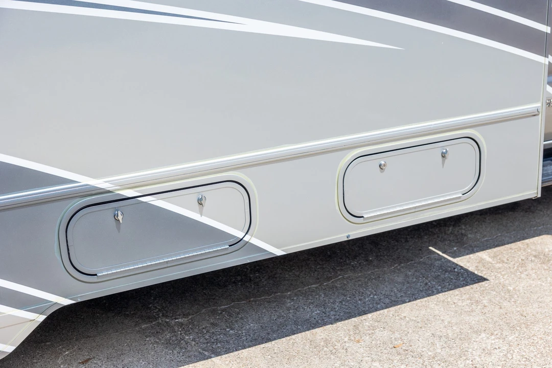 2022 Winnebago - Image 28 of 31