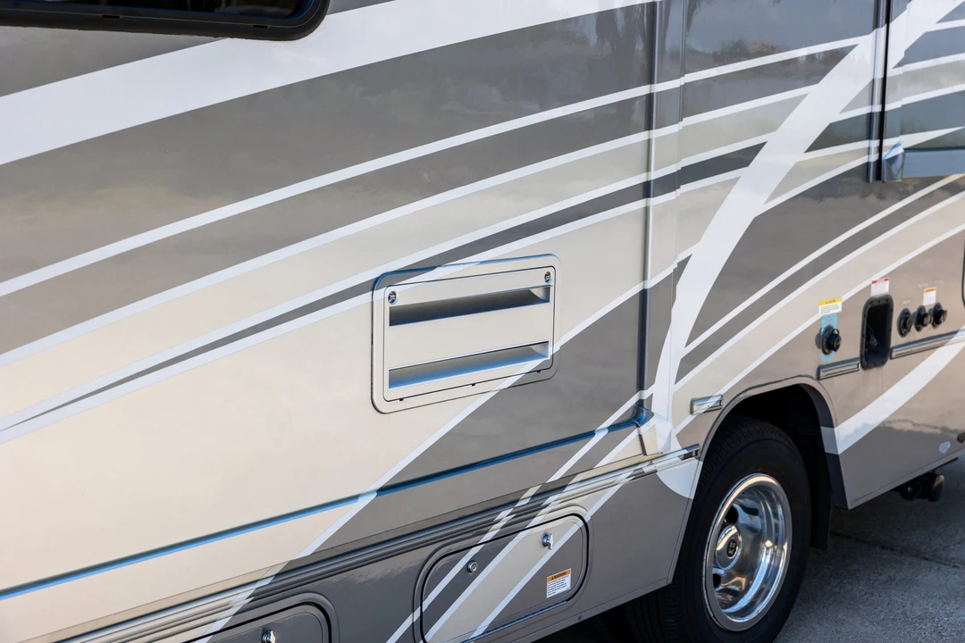 2022 Winnebago - Image 31 of 31