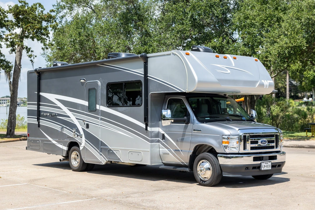 2022 Winnebago - Image 3 of 31