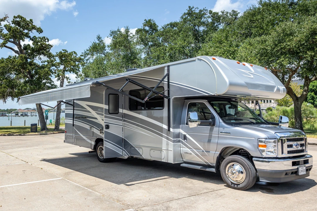 2022 Winnebago - Image 9 of 31