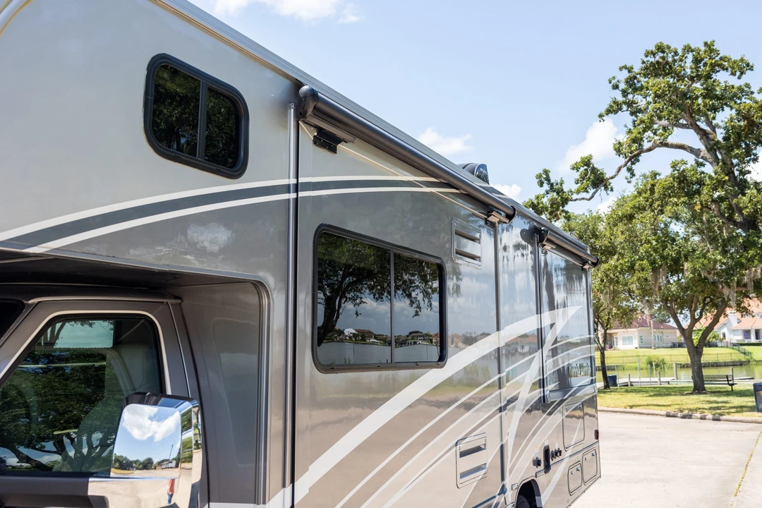 2022 Winnebago - Image 22 of 31