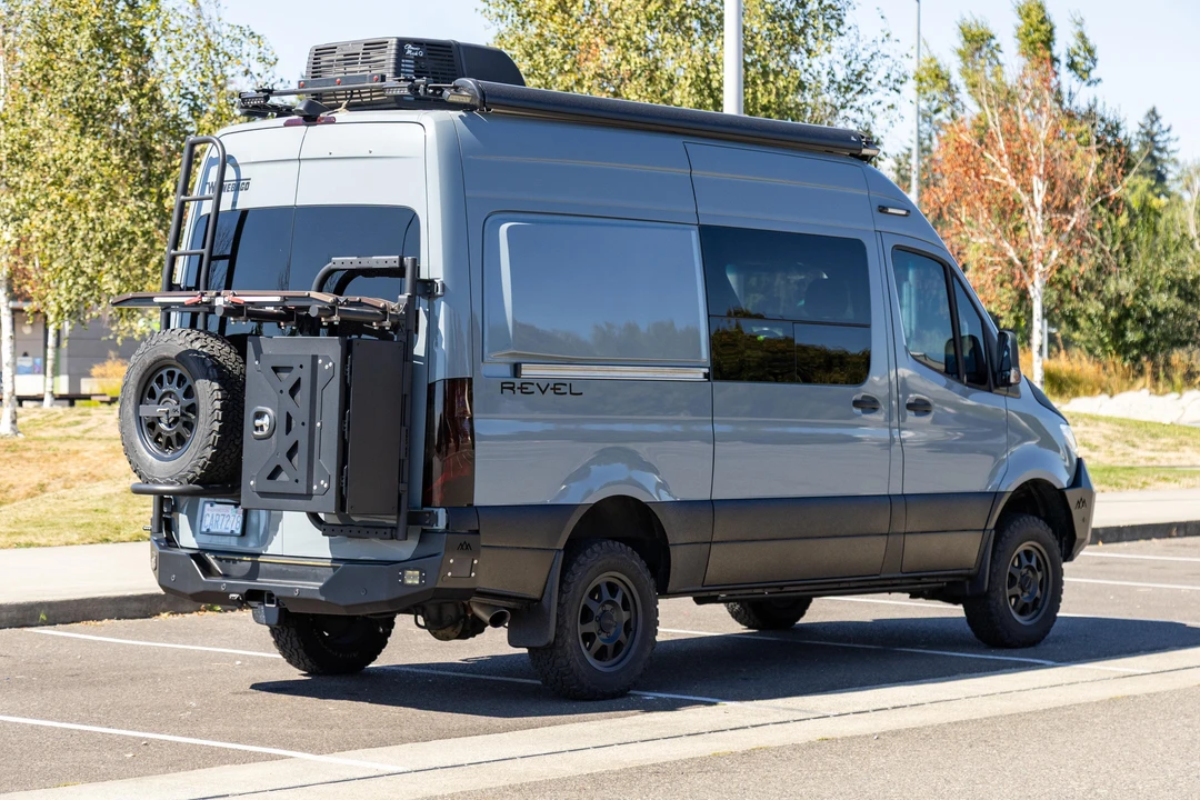 2020 Winnebago - Image 13 of 31