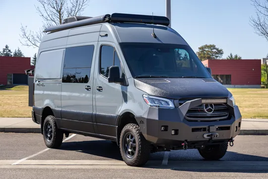 2022 Winnebago Revel 4x4