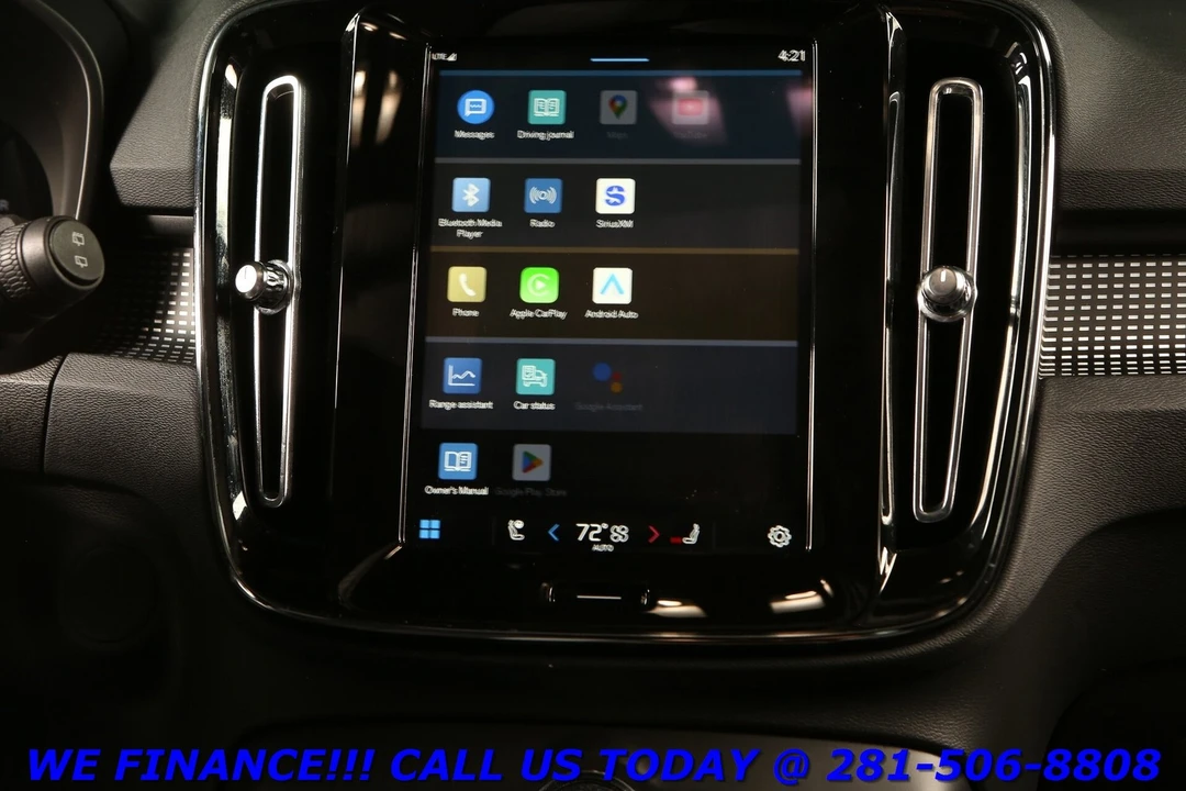 2022 Volvo XC40 - Image 17 of 21