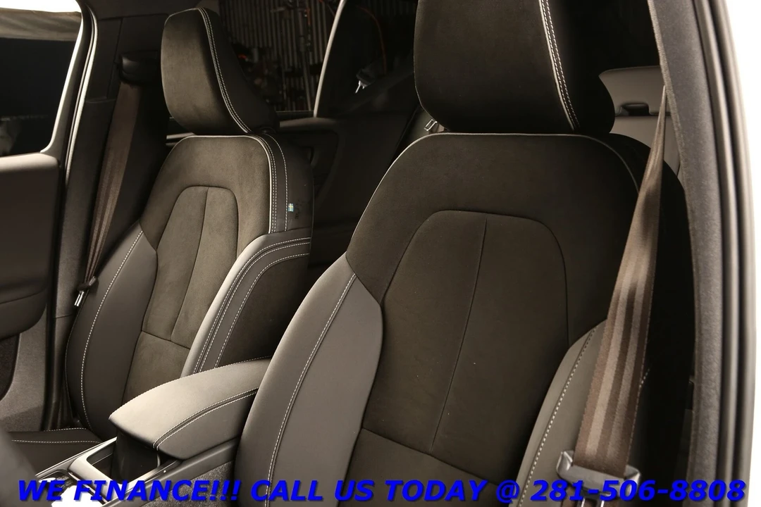 2022 Volvo XC40 - Image 12 of 21