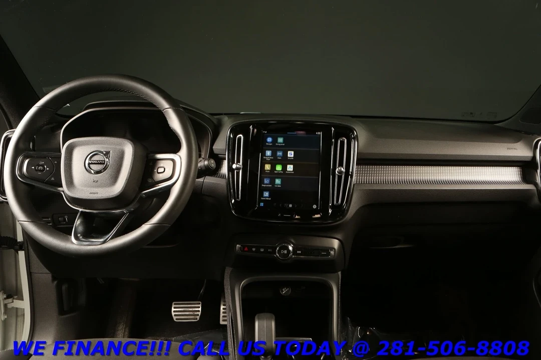 2022 Volvo XC40 - Image 3 of 21