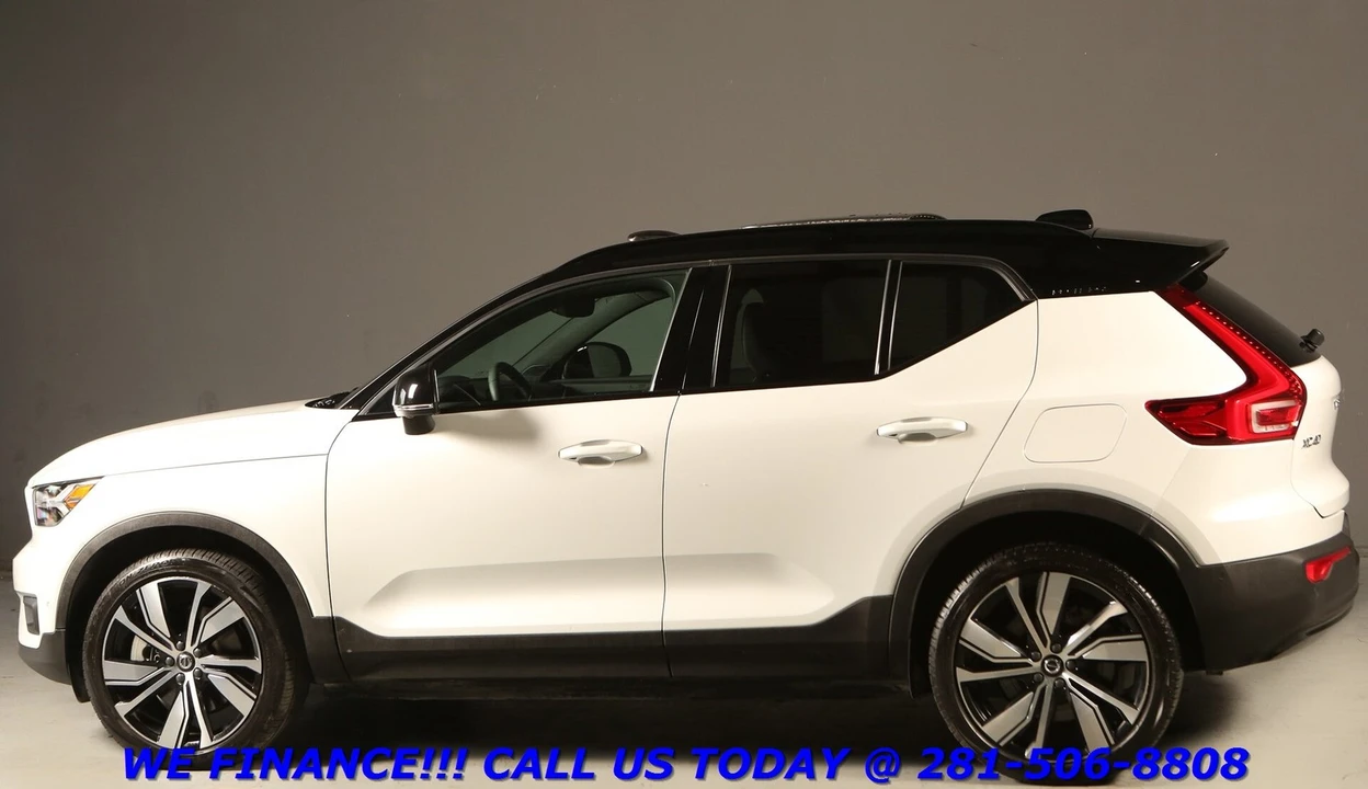 2022 Volvo XC40 - Image 4 of 21