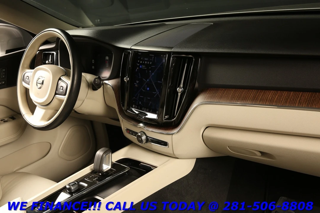 2022 Volvo XC60 2nd Gen - Image 20 of 21
