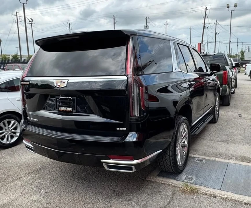 2022 Cadillac Escalade 5th Gen - Image 5 of 8