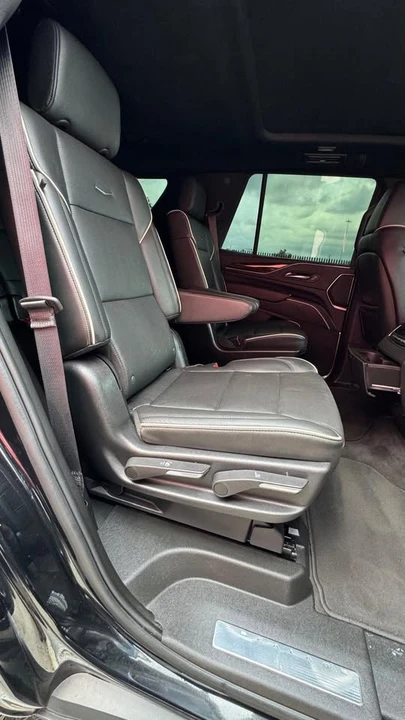 2022 Cadillac Escalade 5th Gen - Image 2 of 7