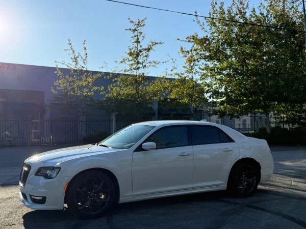 2022 Chrysler 300 (2005-2023) - Image 15 of 15