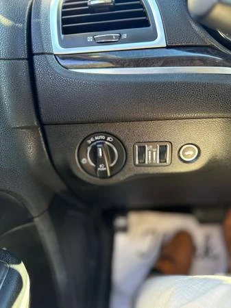 2022 Chrysler 300 (2005-2023) - Image 6 of 15