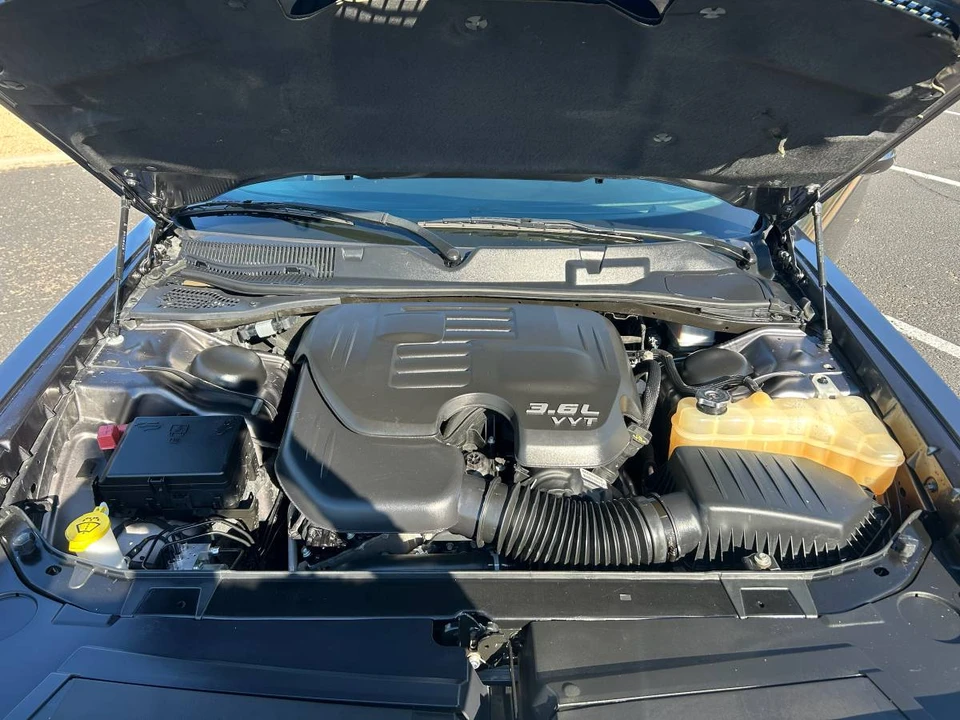 2022 Dodge Challenger 3rd Gen - Image 14 of 19