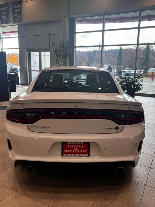2022 Dodge Charger SRT Hellcat 7th Gen - Image 5 of 10