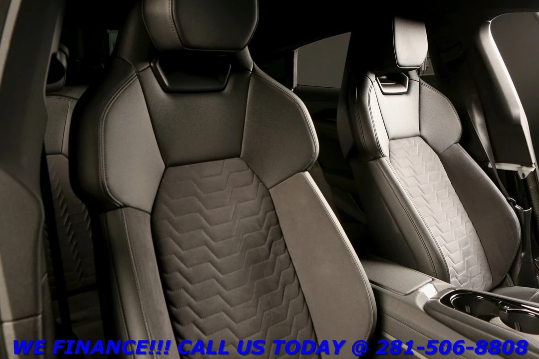2022 Audi e-tron GT - Image 19 of 21