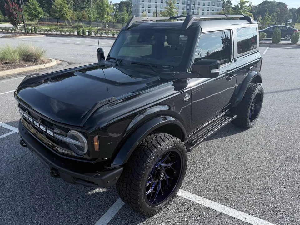 2022 Ford Bronco 6th Gen - Image 13 of 24