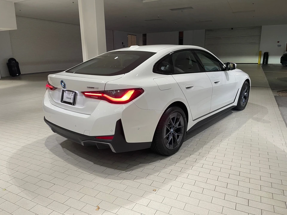2022 BMW G26 i4 - Image 3 of 5