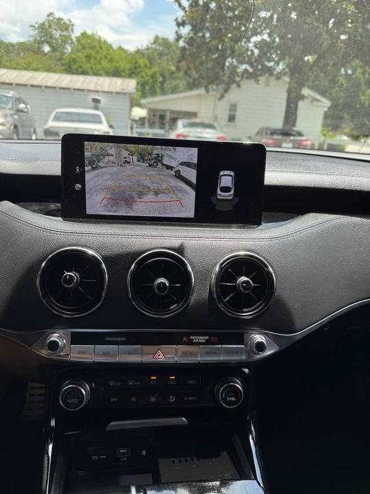 2022 Kia Stinger GT - Image 15 of 16