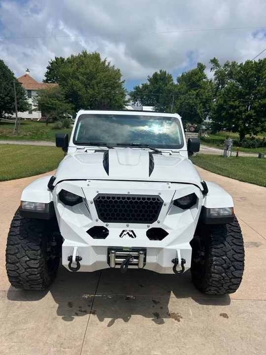 2022 Jeep JL Wrangler - Image 15 of 16