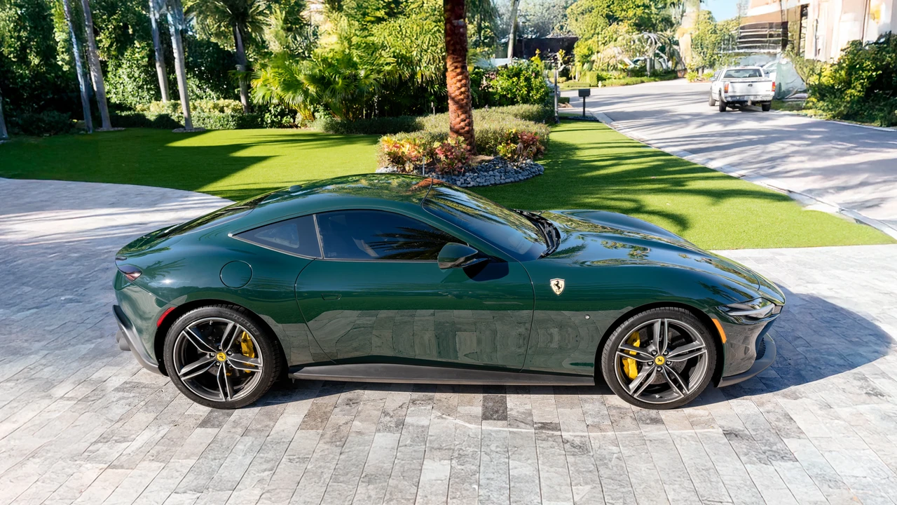 2023 Ferrari Roma - Image 4 of 31