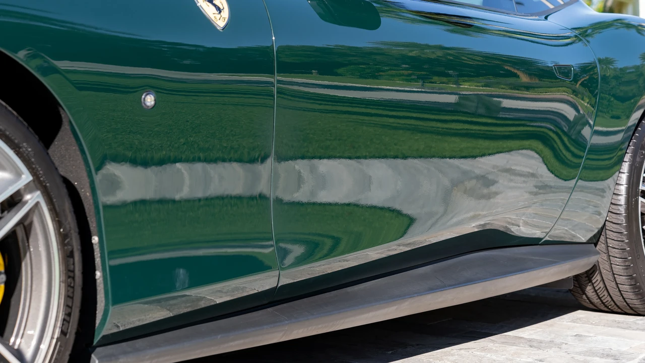 2023 Ferrari Roma - Image 24 of 31