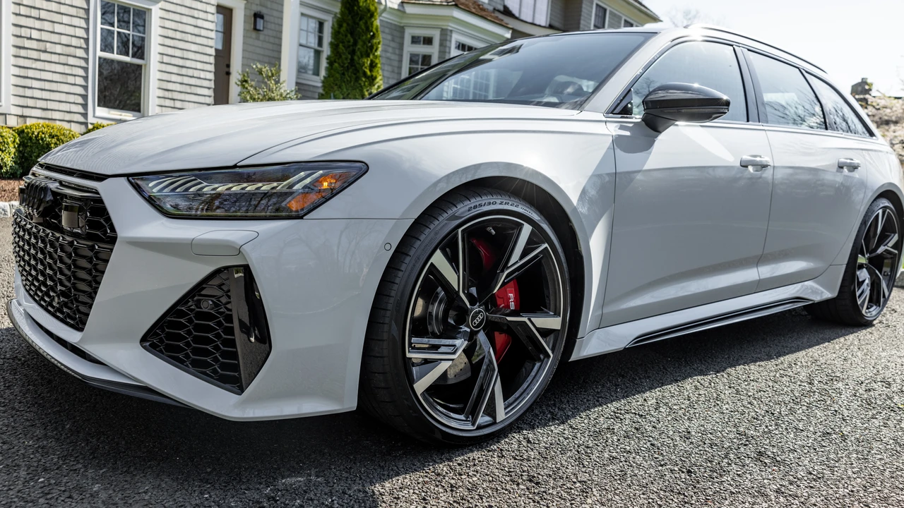 2023 Audi C8 RS6 - Image 11 of 31