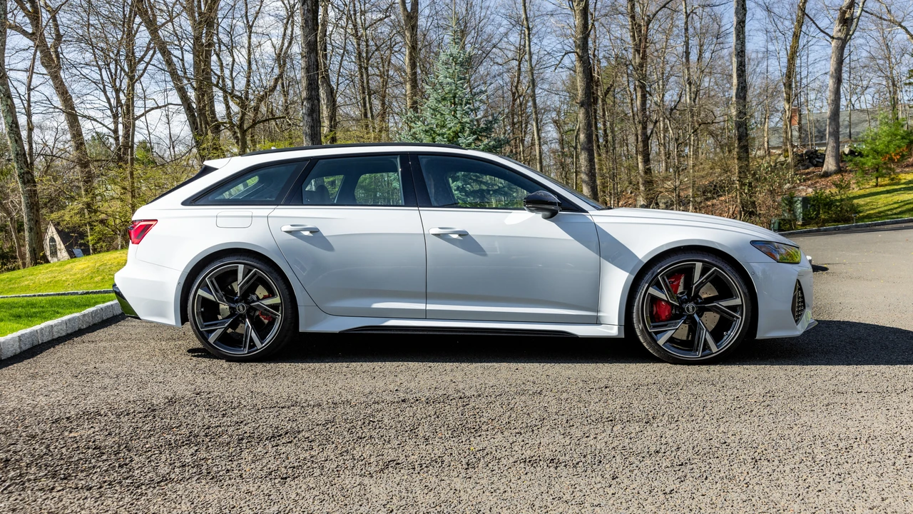 2023 Audi C8 RS6 - Image 5 of 31