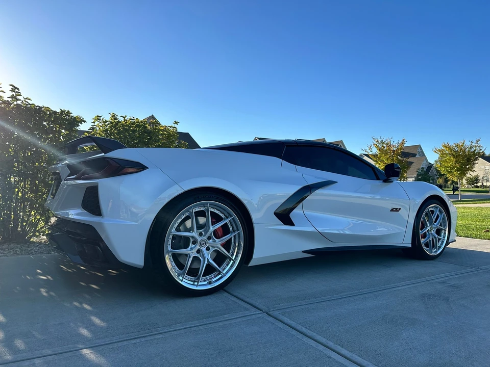2023 Chevrolet Corvette C8 - Image 16 of 30