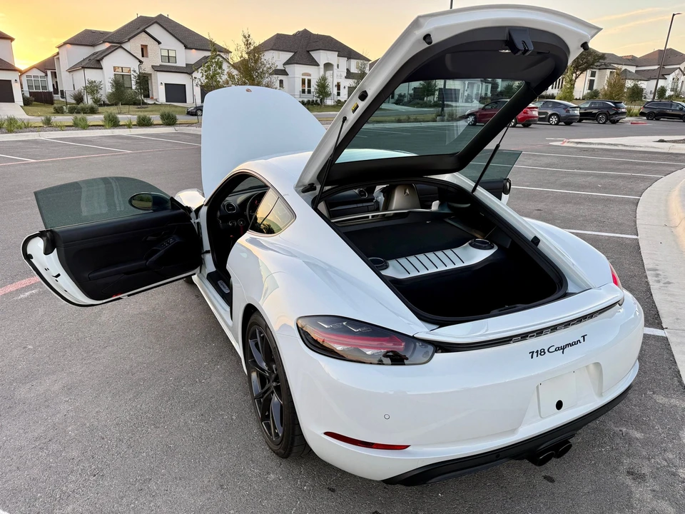2023 Porsche 718 Cayman T - Image 7 of 19
