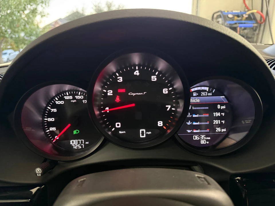 2023 Porsche 718 Cayman T - Image 17 of 19
