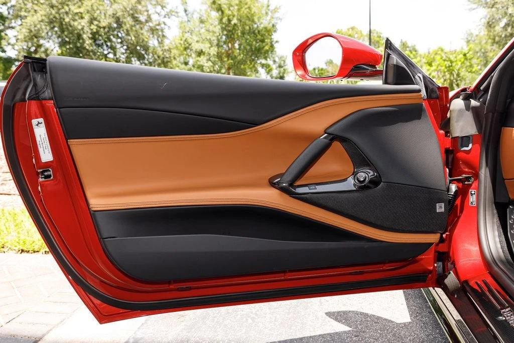 2023 Ferrari 812 GTS - Image 27 of 31