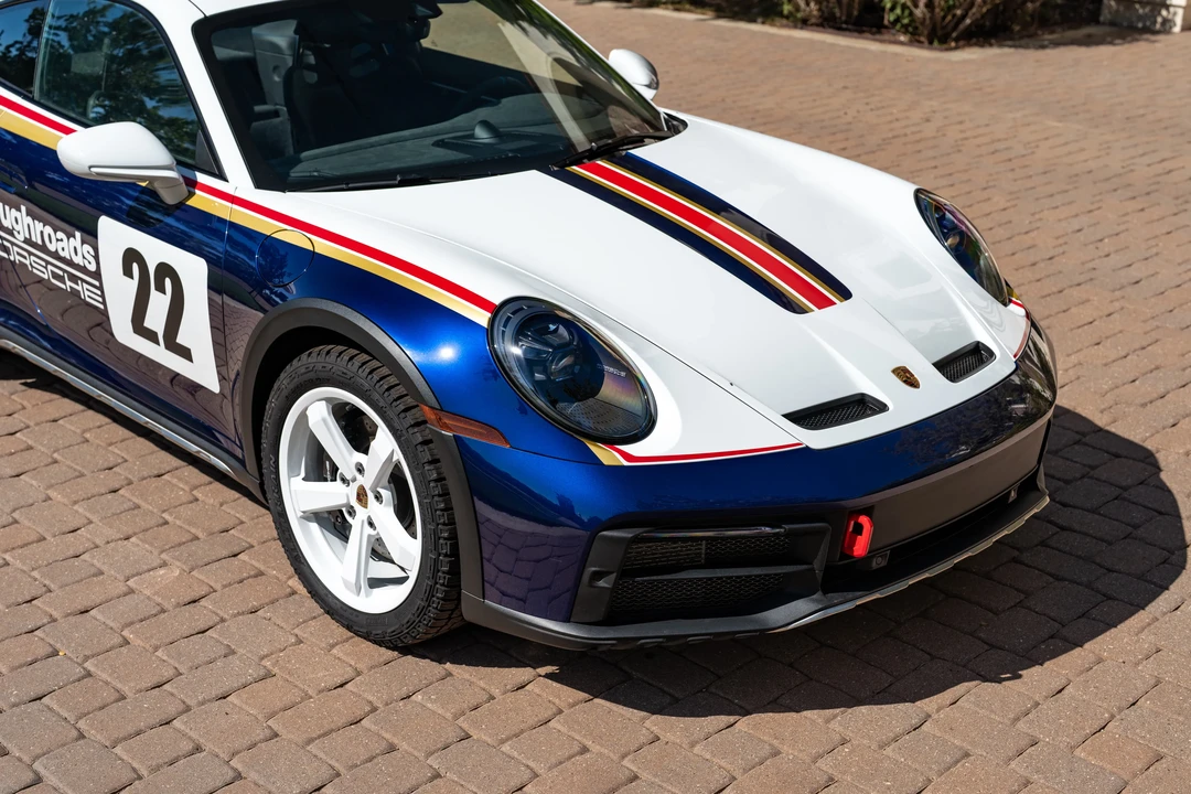 2023 Porsche 992 Dakar - Image 7 of 31