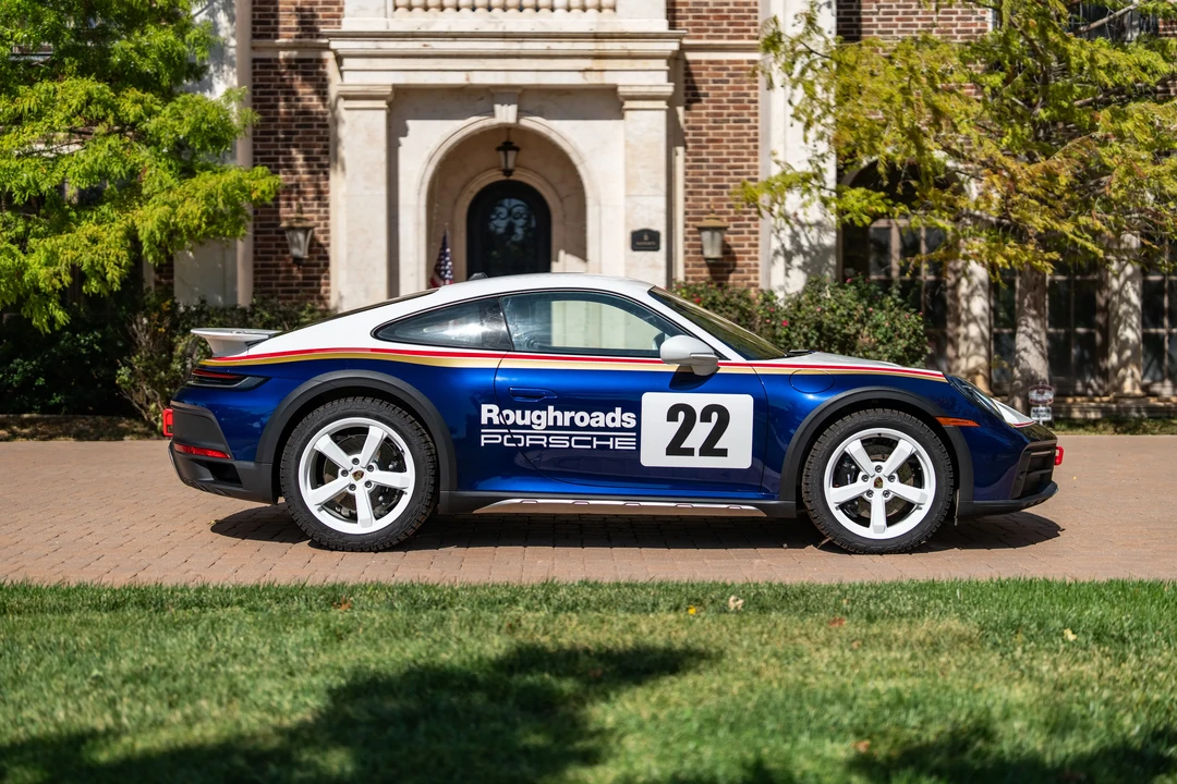 2023 Porsche 992 Dakar - Image 3 of 31