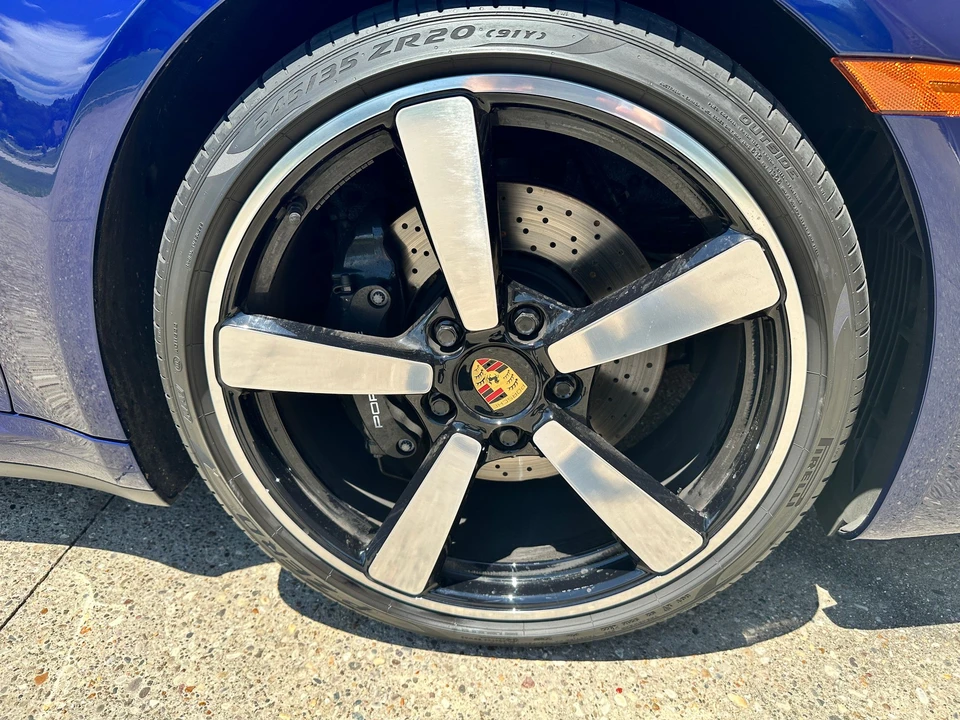 2023 Porsche 992 Sport Classic - Image 22 of 31