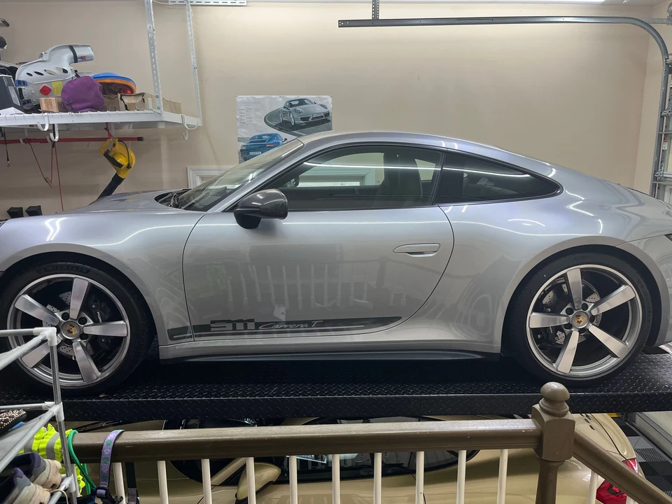 2023 Porsche 992 Carrera T - Image 10 of 17