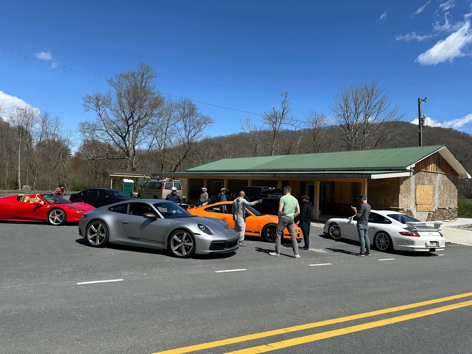 2023 Porsche 992 Carrera T - Image 15 of 17