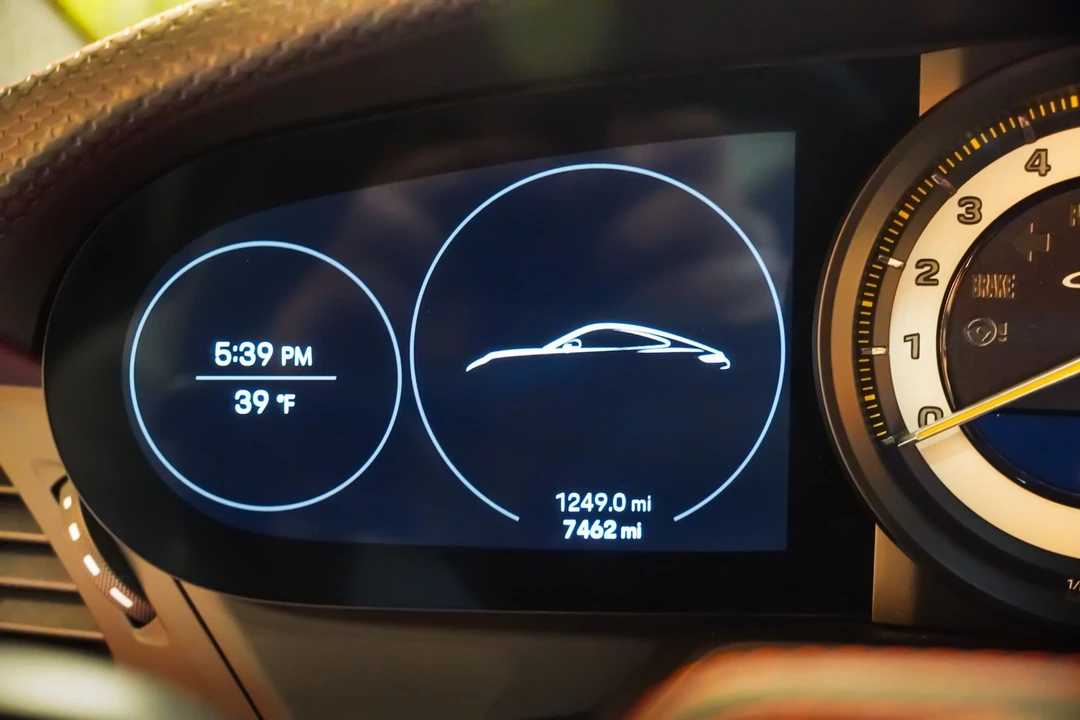 2023 Porsche 992 GT3 - Image 17 of 24