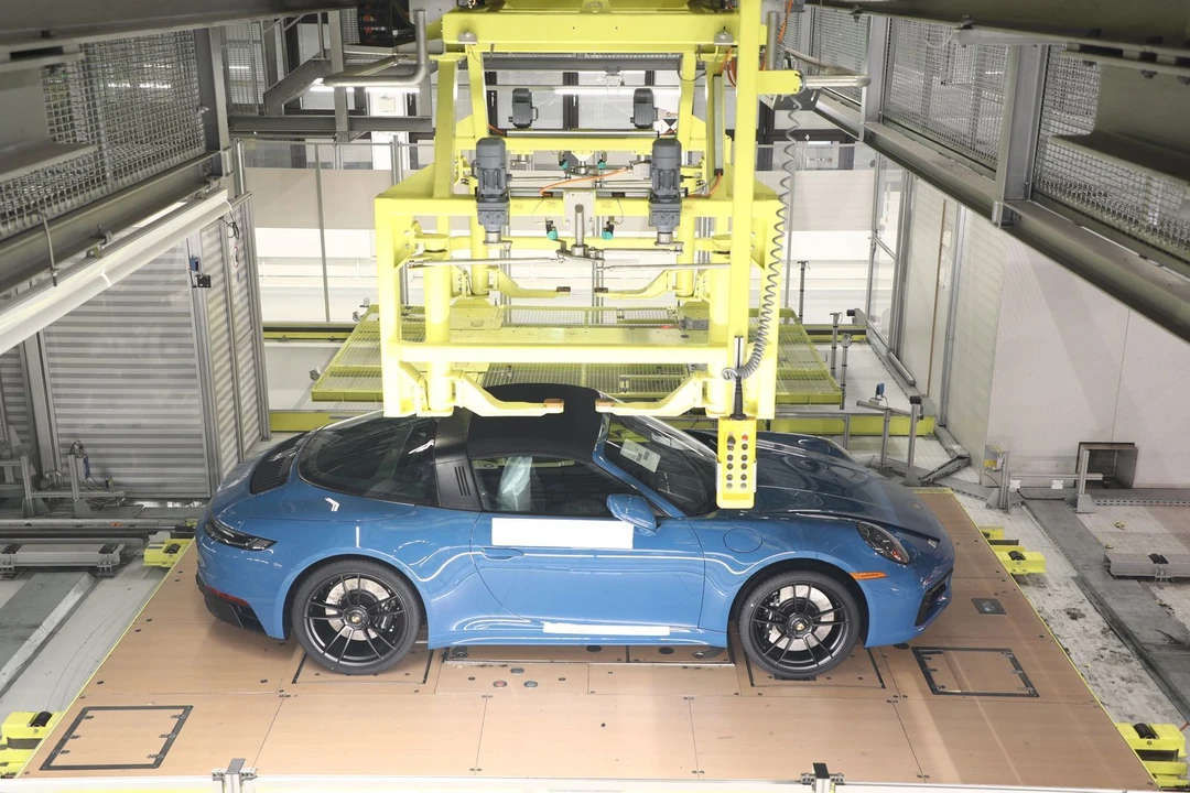 2023 Porsche 992 Targa 4 GTS - Image 10 of 10