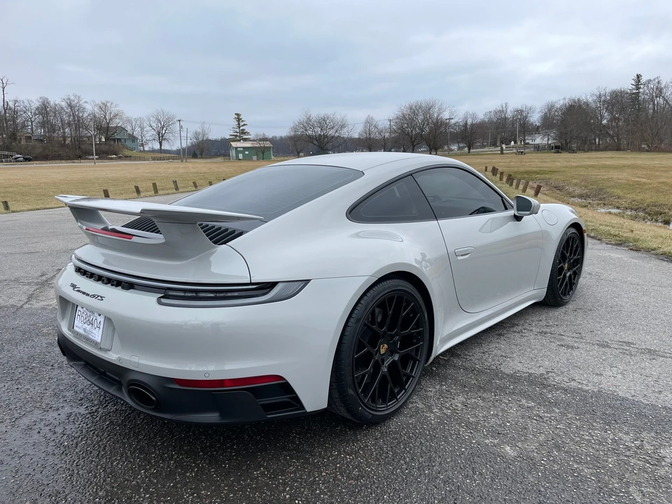 2023 Porsche 992 Carrera - Image 4 of 10