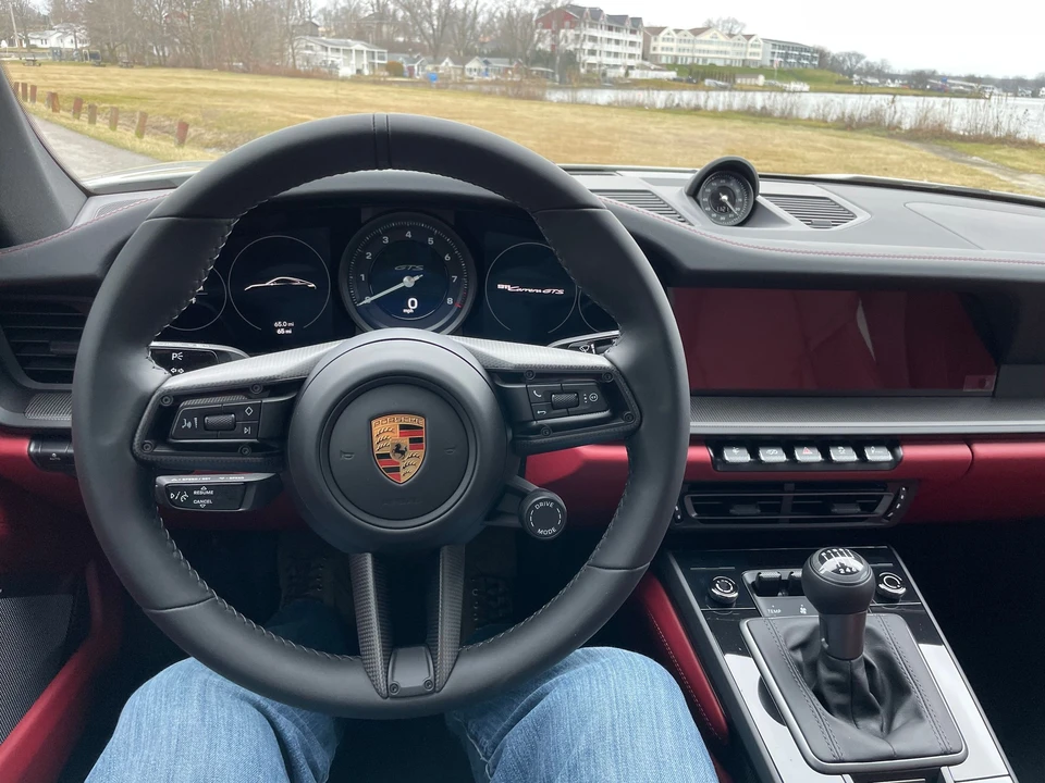 2023 Porsche 992 Carrera - Image 7 of 10
