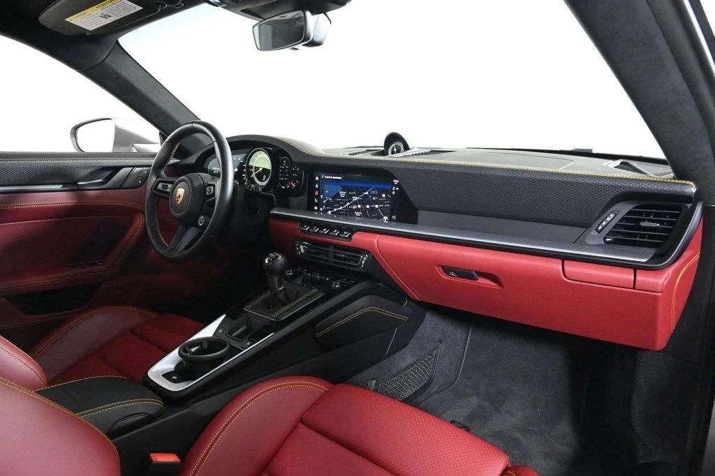 2023 Porsche 992 GT3 Touring - Image 29 of 31