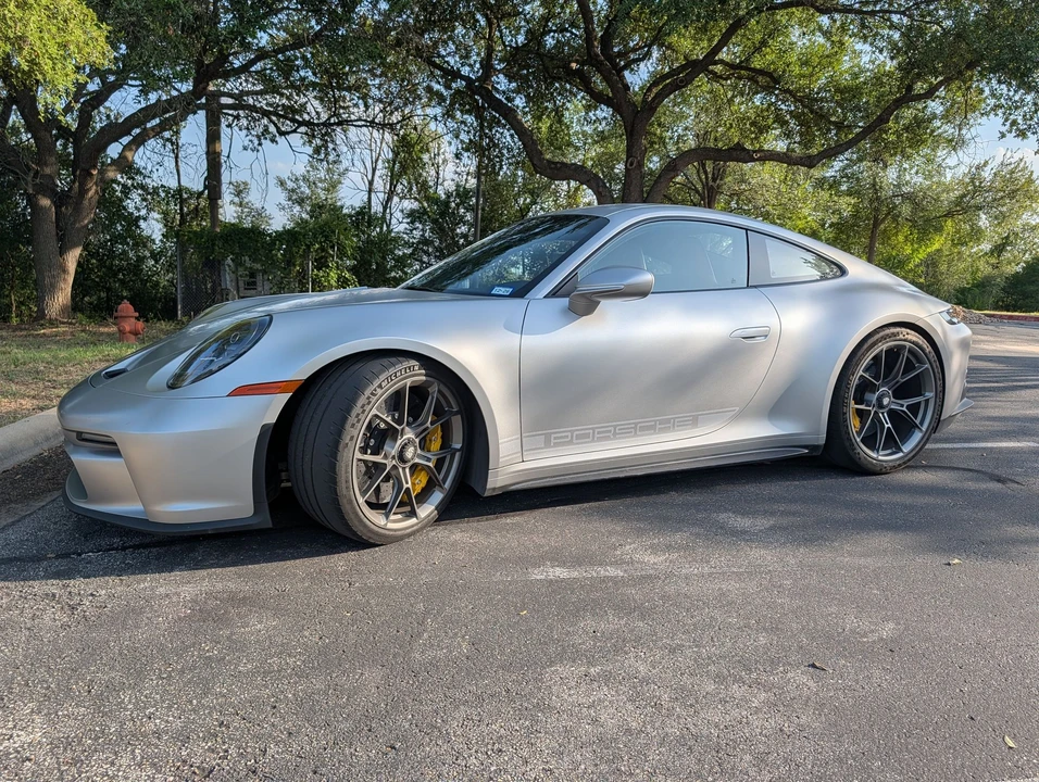 2023 Porsche 992 GT3 Touring - Image 9 of 31