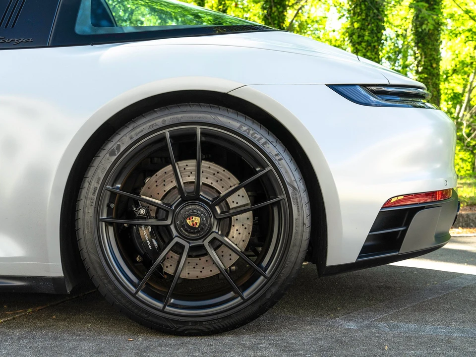 2023 Porsche 992 Targa 4 GTS - Image 17 of 31