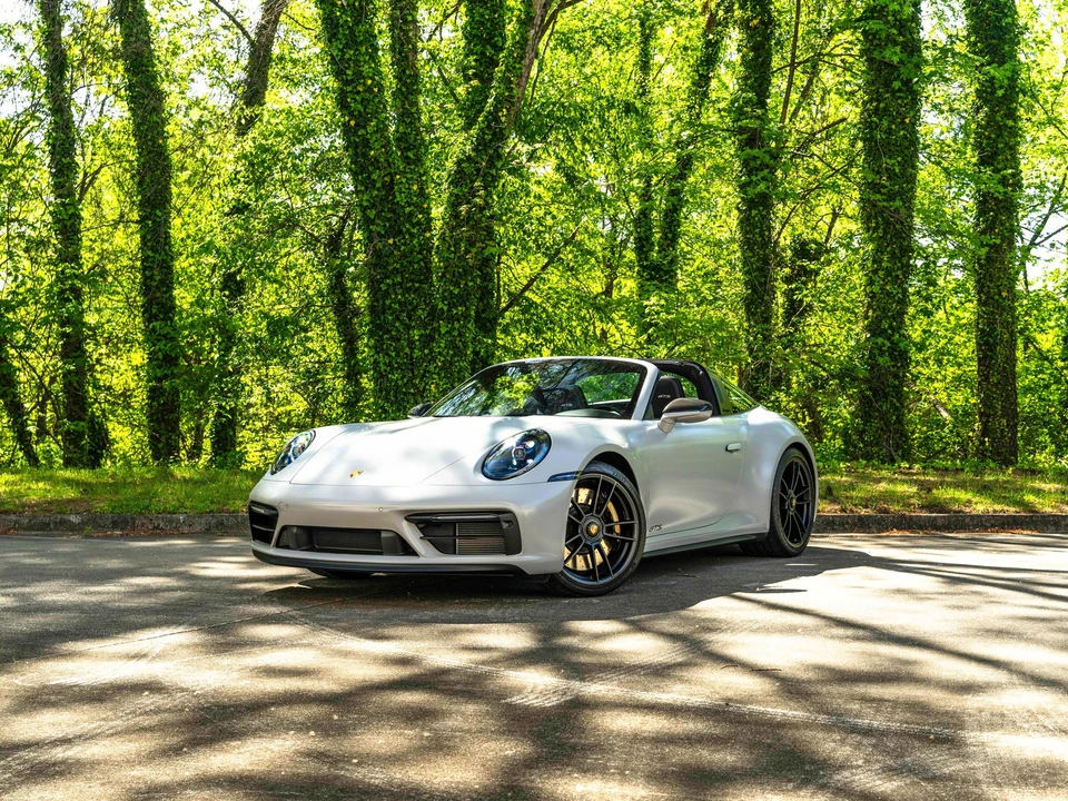 2023 Porsche 992 Targa 4 GTS - Image 7 of 31