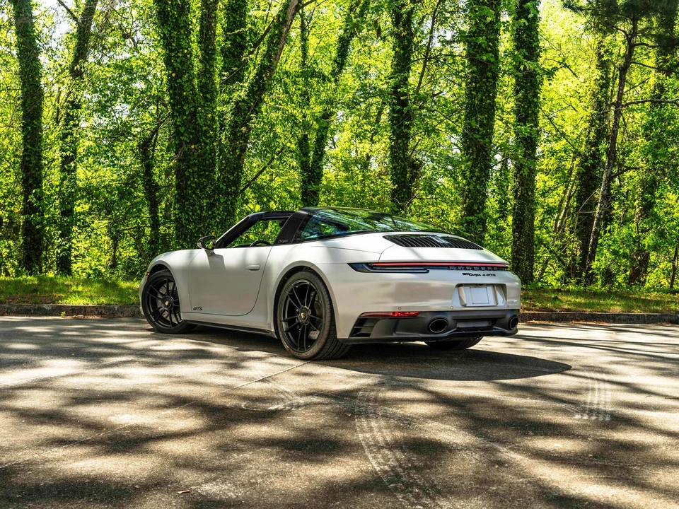 2023 Porsche 992 Targa 4 GTS - Image 11 of 31